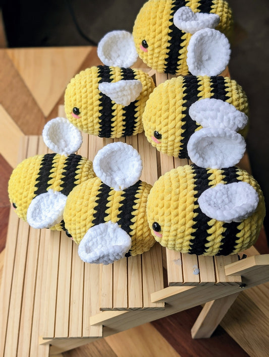 Crochet Plush Bee Black and Yellow