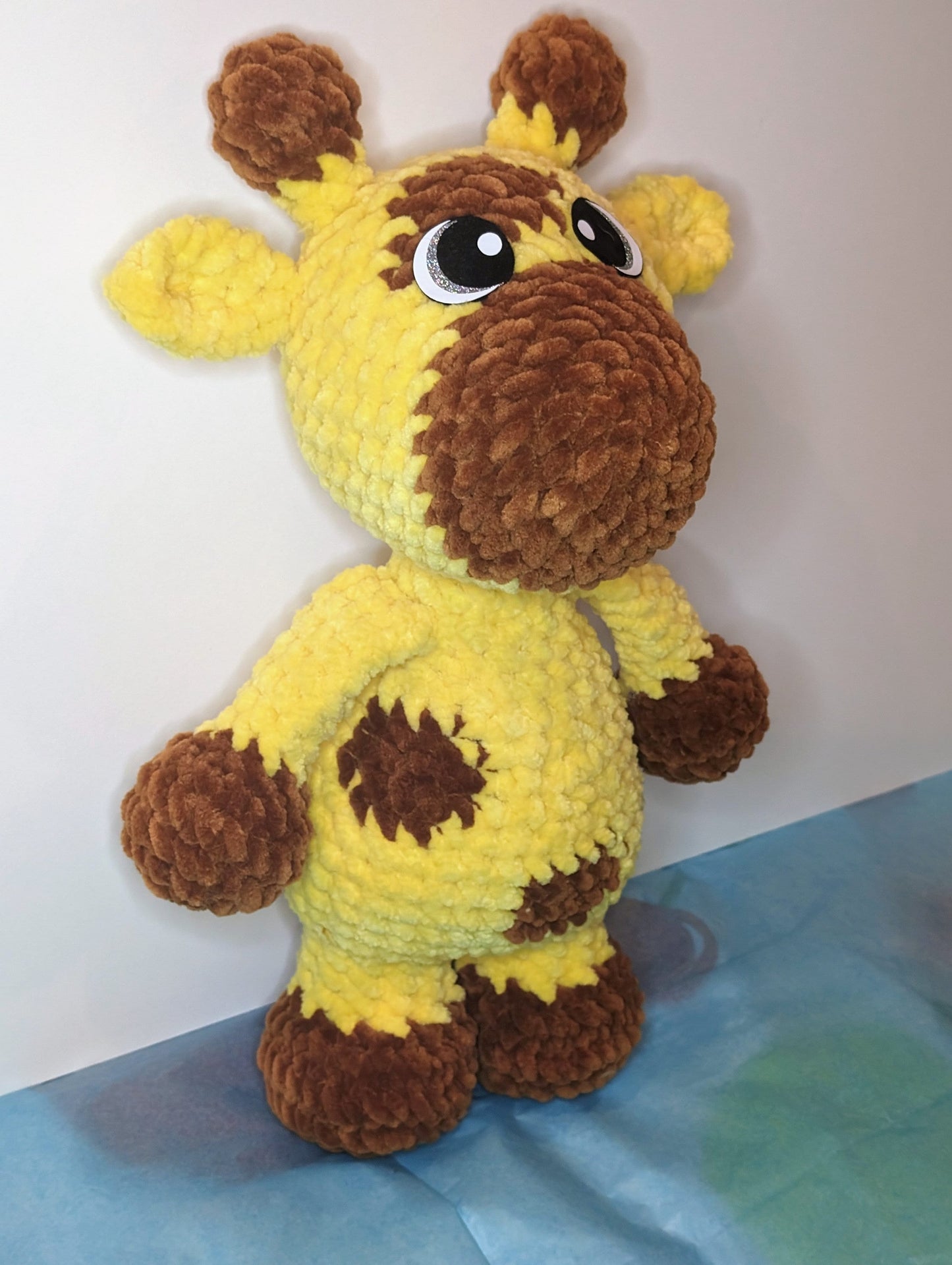 Giraffe Plushy Yellow and Brown